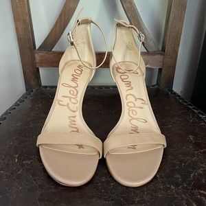 Sam Edelman nude heels